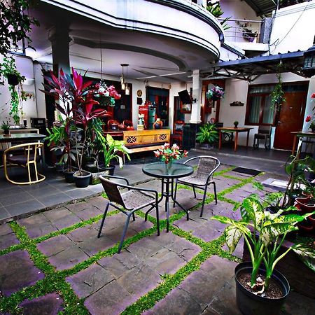 Fora Guest House Taman Lingkar Bandung Eksteriør billede