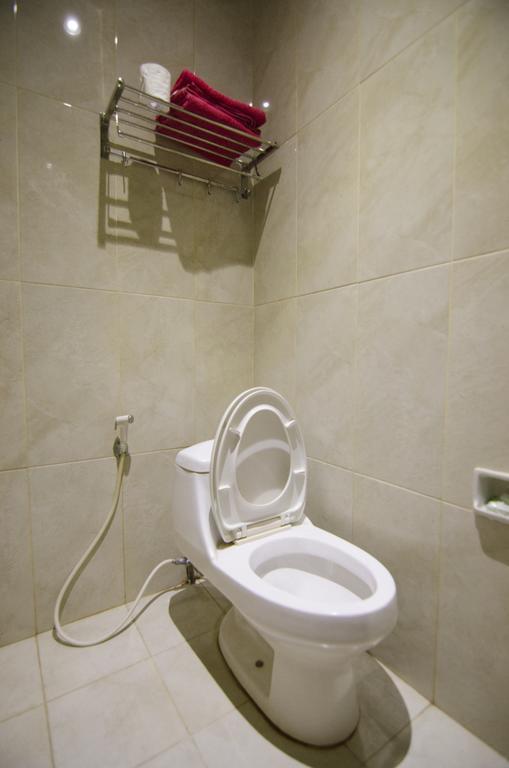 Fora Guest House Taman Lingkar Bandung Eksteriør billede