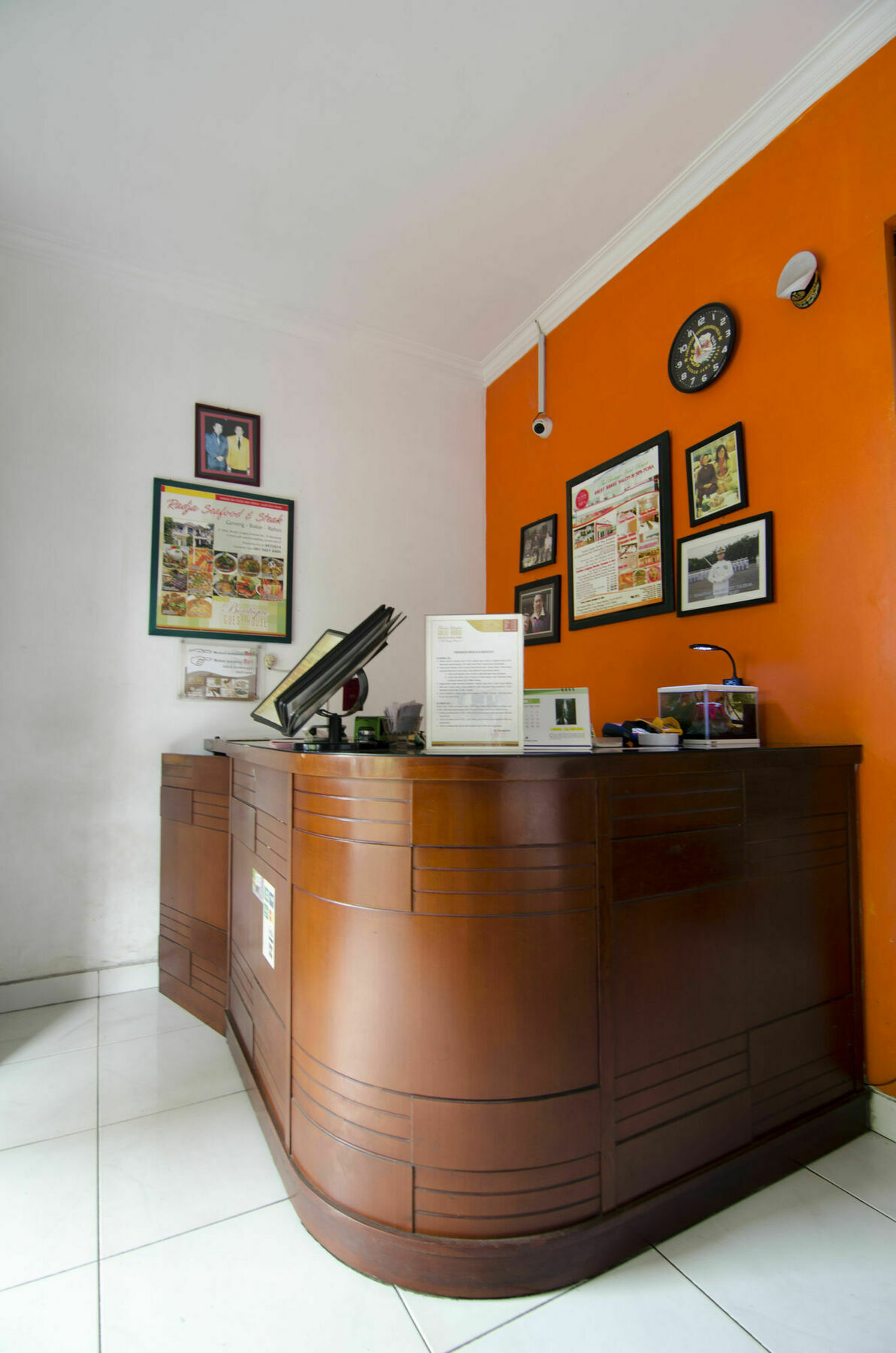 Fora Guest House Taman Lingkar Bandung Eksteriør billede